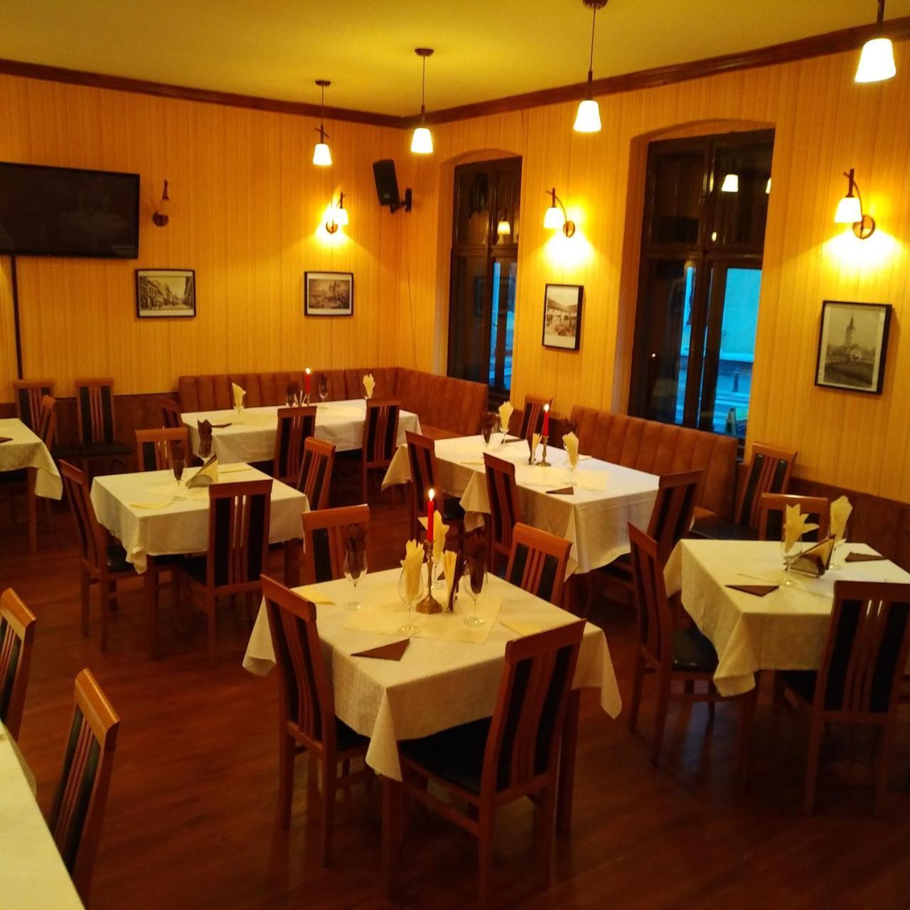 Cristian Inn Ngoại thất bức ảnh