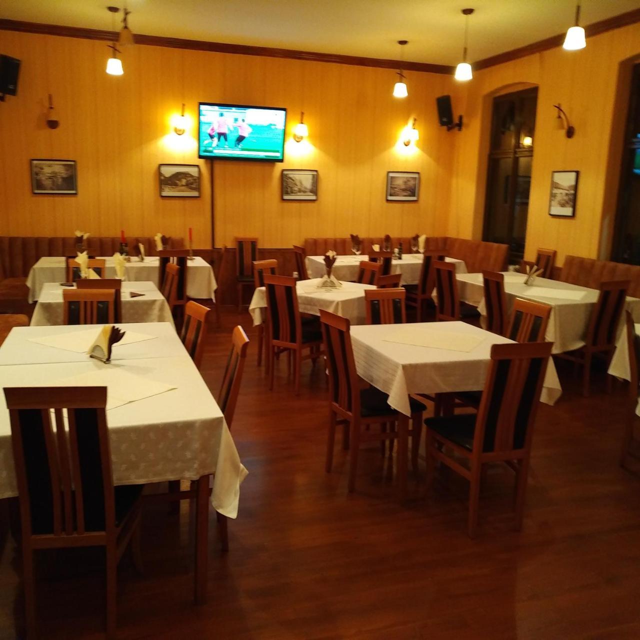 Cristian Inn Ngoại thất bức ảnh